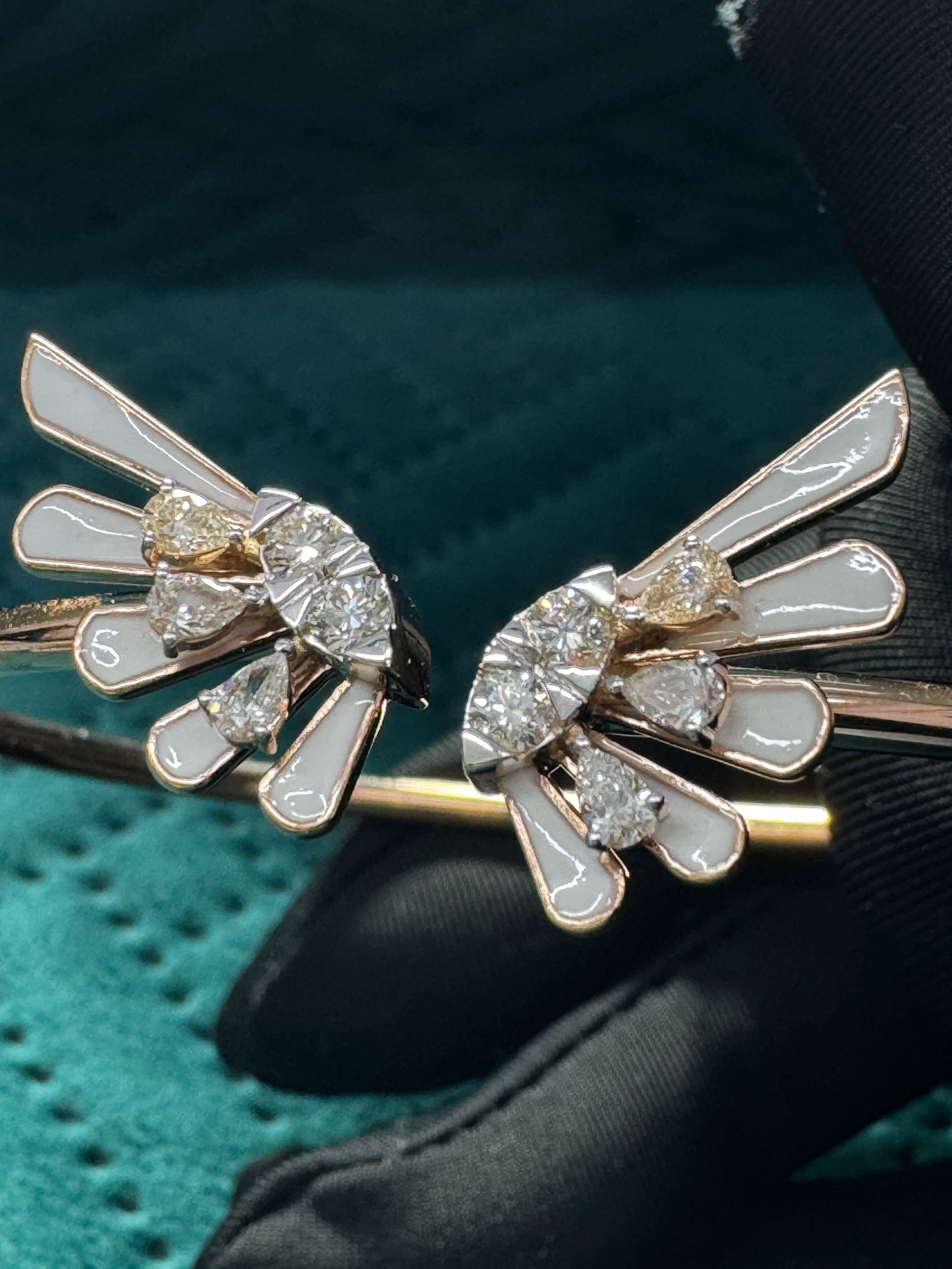 9 KT Rose Gold Pear & Round Lab-Grown/Natural Diamond Bracelet | 7.44 g | 0.548 ct Diamond view 8