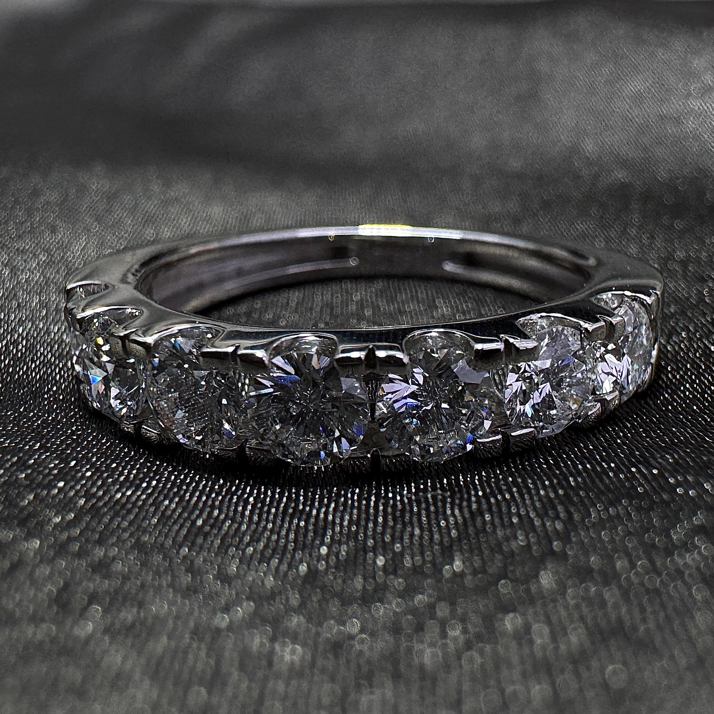 9 KT White Gold Round Lab-Grown/Natural Diamond Ring | 3.51 g | 1.57 ct Diamond view 7