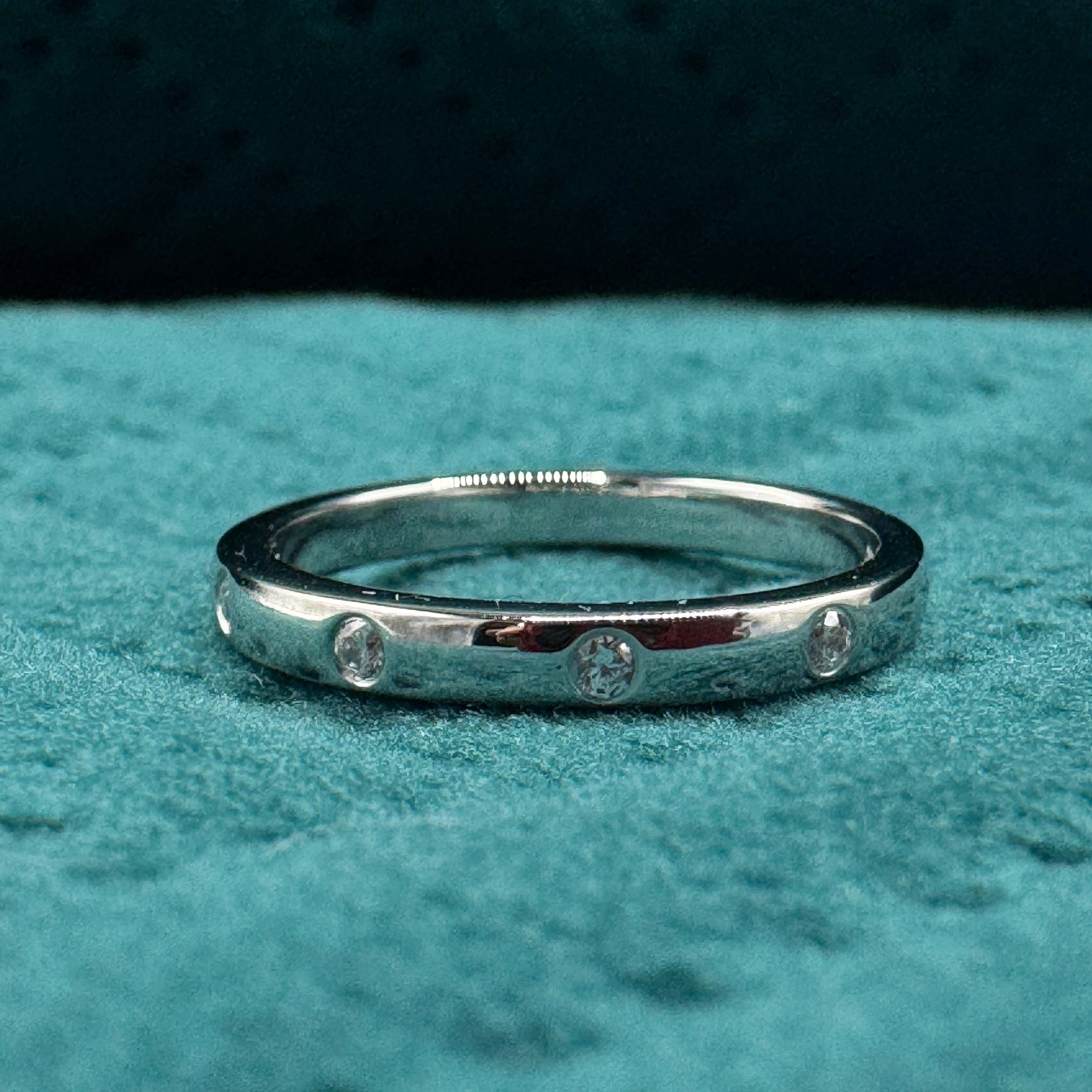 Exquisite 0.12 CT Round Brilliant Lab Grown/Natural Diamond Ring in 9k Gold for Women