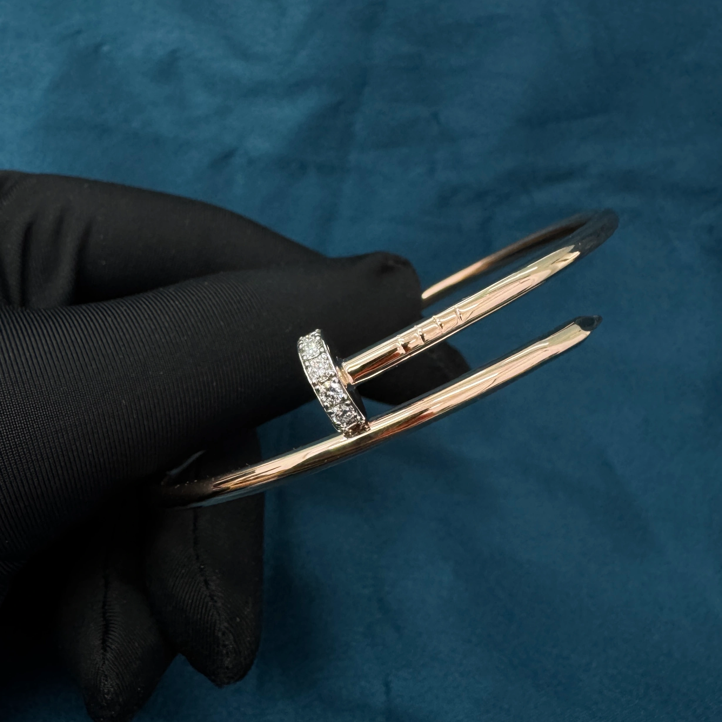 Luxury 0.39 CT Round Brilliant Diamond Bracelet in 9K Rose Gold for Women view 4