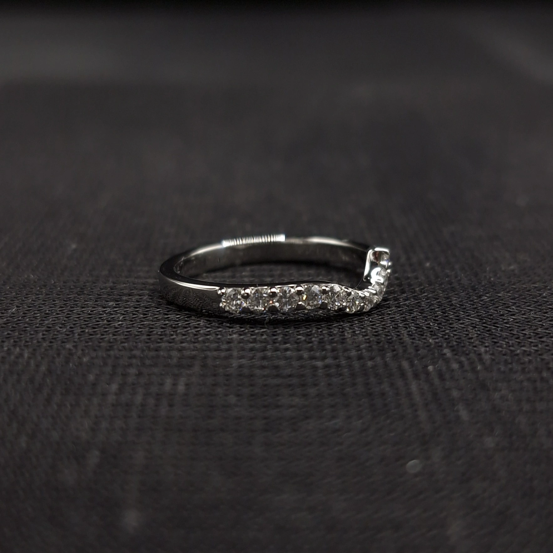 0.247 CT Round Diamond Curved Band Ring | PT950 Platinum view 3