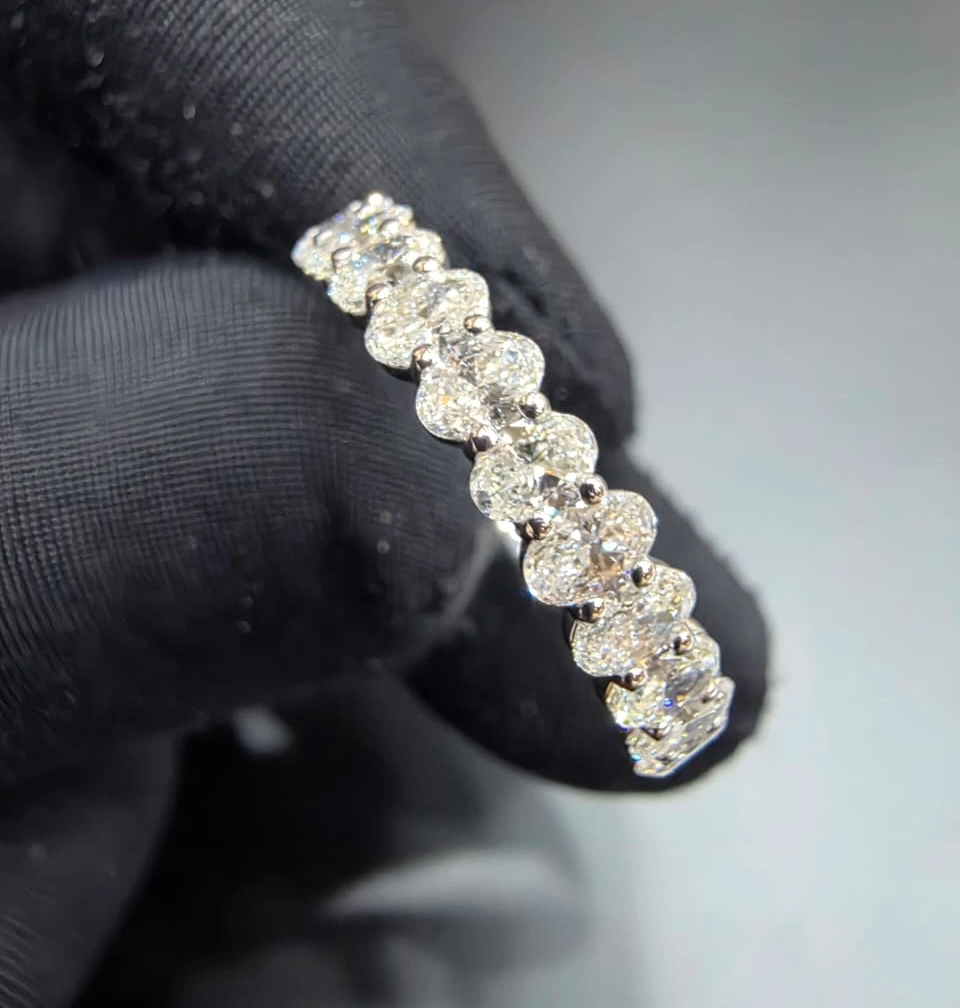 1.07 CT Oval Diamond Ring in PT950 Platinum