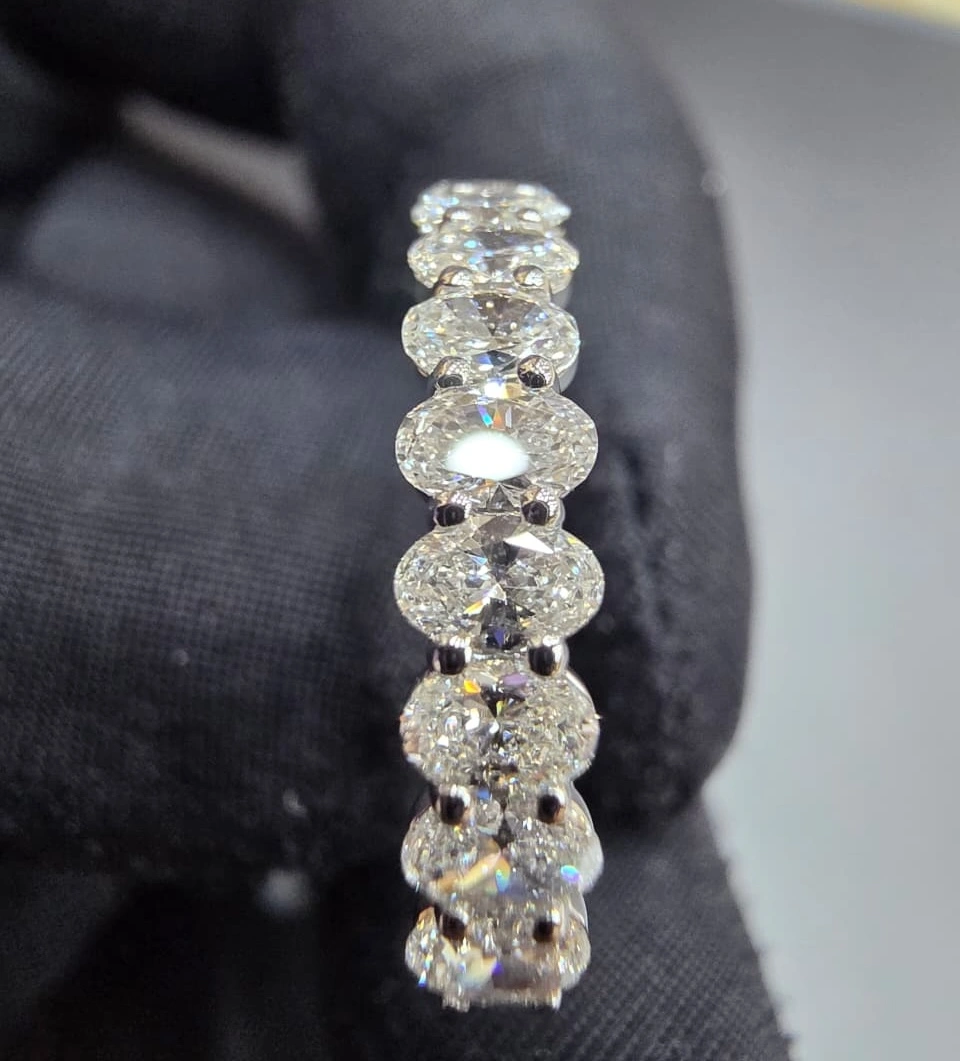 1.07 CT Oval Diamond Ring in PT950 Platinum view 2