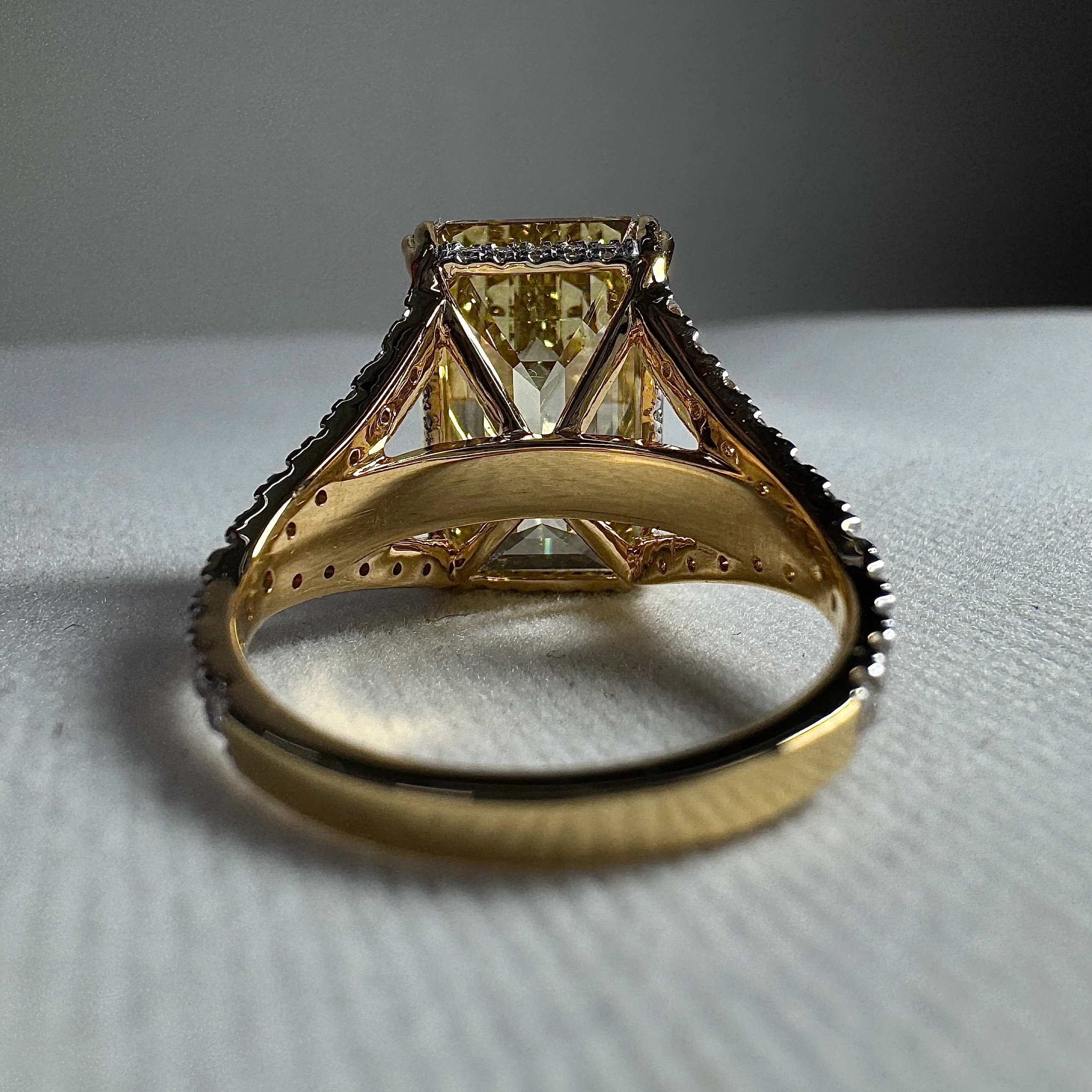 10.92 CT Lab Grown Emerald & Round Diamond Engagement Ring in 18KT Yellow Gold (4.05g) view 3