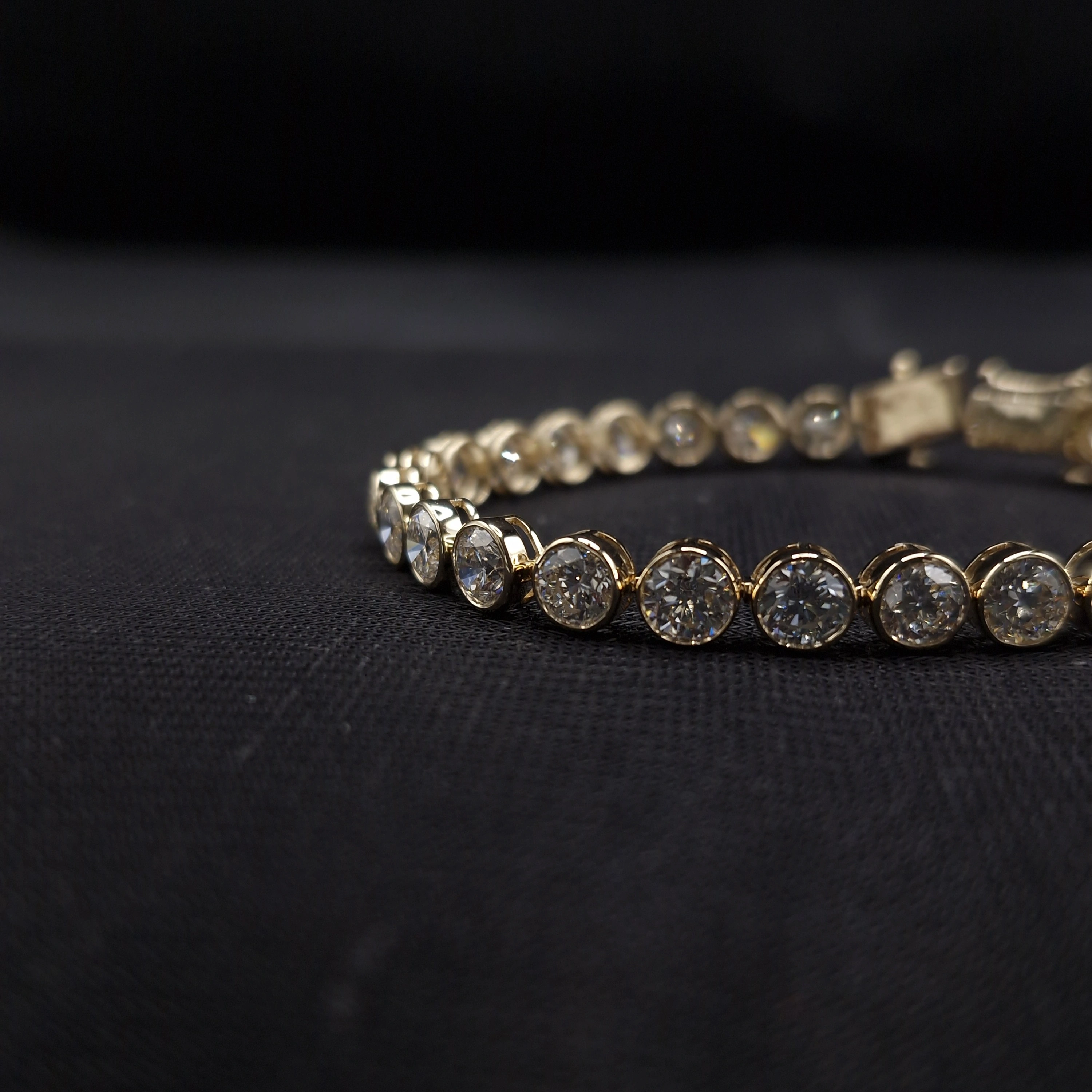 13.17 CT Round Diamond Tennis Bracelet | 14K Yellow Gold view 3
