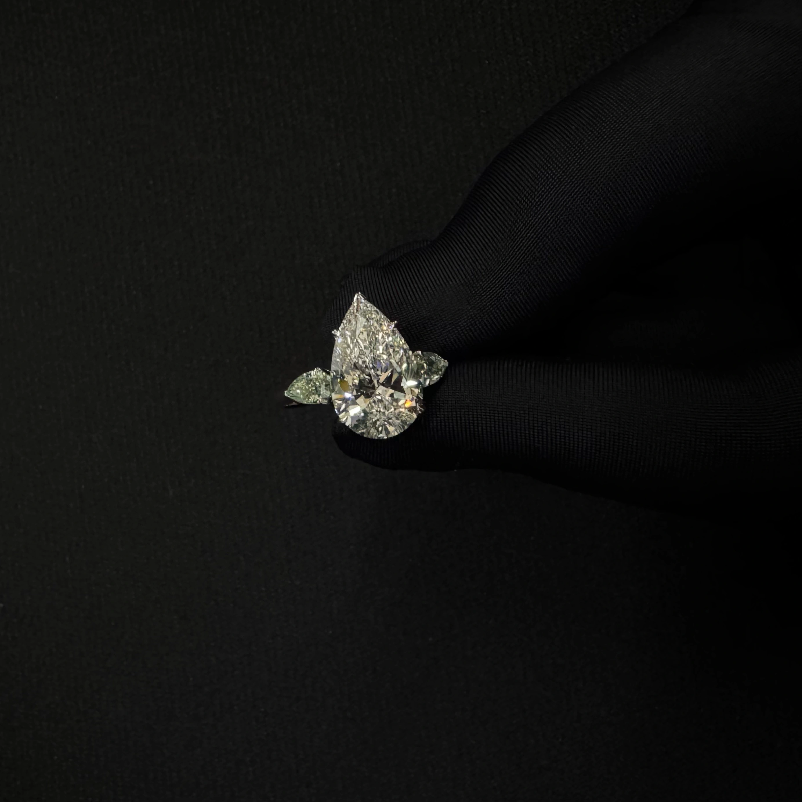 14K White Gold Pear Cut Diamond Engagement Ring 5.6 CT | 5 CT Pear Solitaire Ring view 3