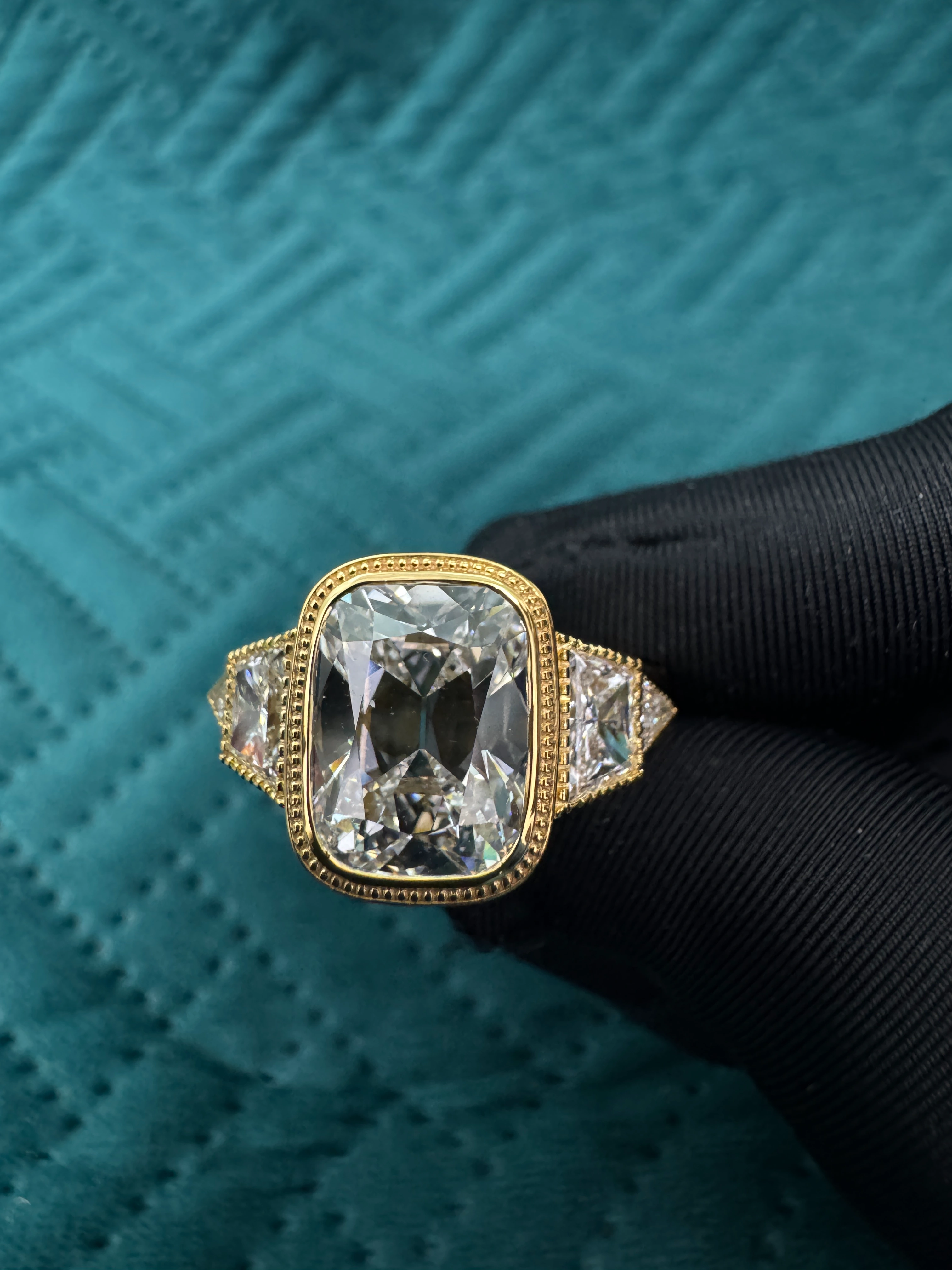 Elegant 5.74 CT Cushion Cut Diamond Ring in 18 KT Yellow Gold with Triangle & Trapezoid Accents view 3