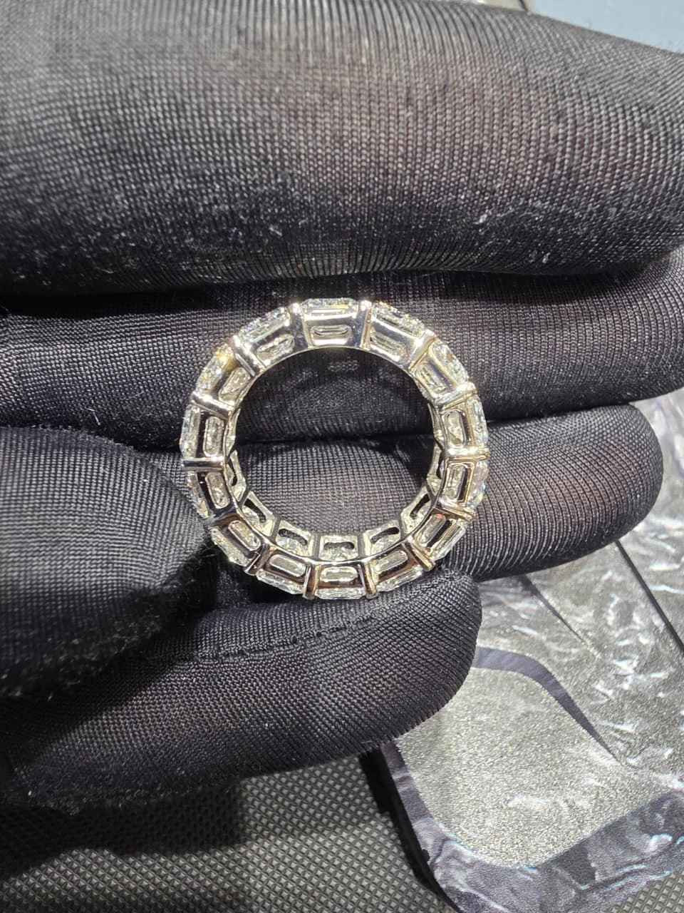 Emerald Cut Diamond Wedding Band in PT950 Platinum | IGI Certified view 8