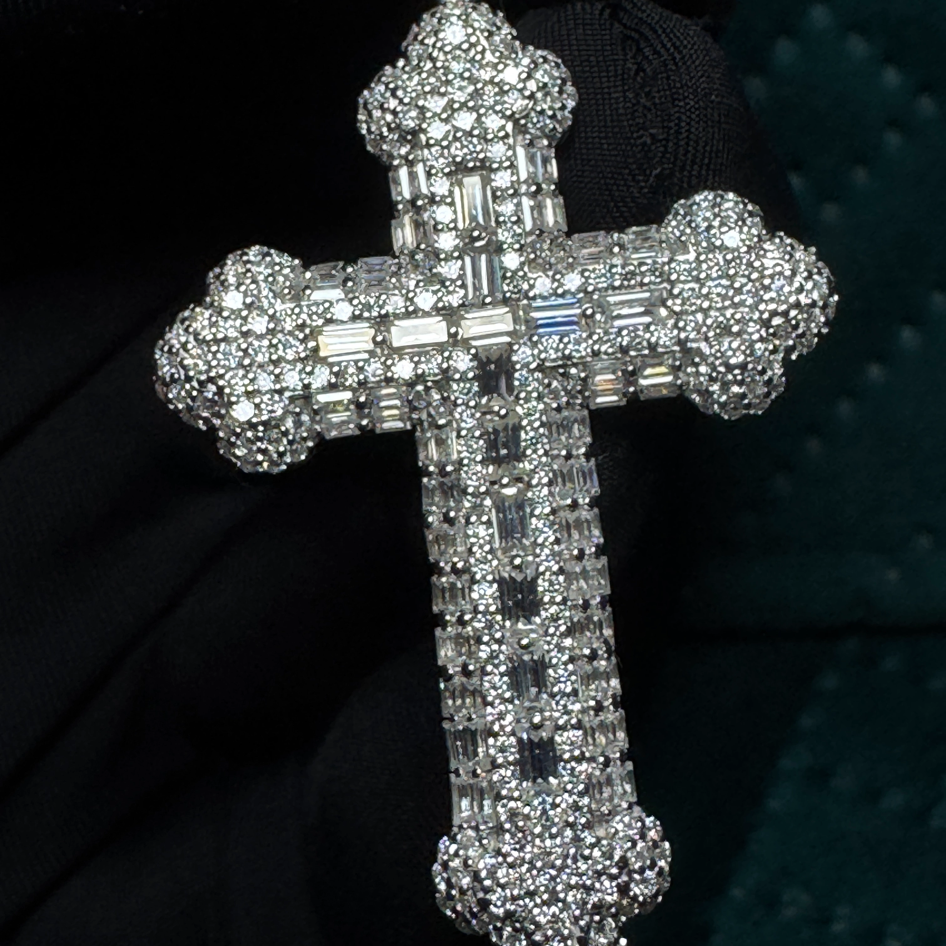 Handcrafted PT950 Platinum Diamond Cross Pendant view 7