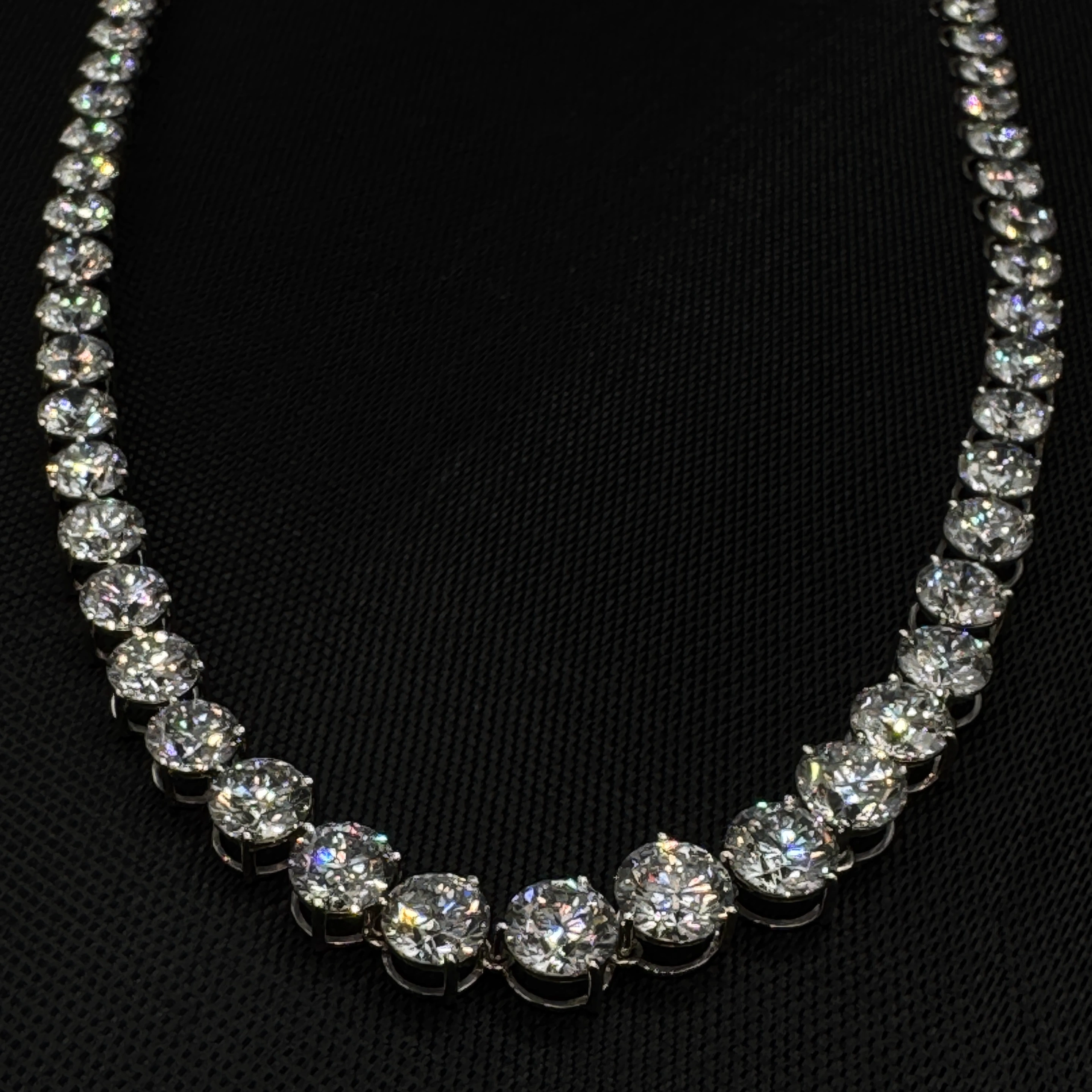 Exquisite 30.63 CT Round Brilliant Lab Grown Diamond Necklace in PT950 Platinum for Women view 6