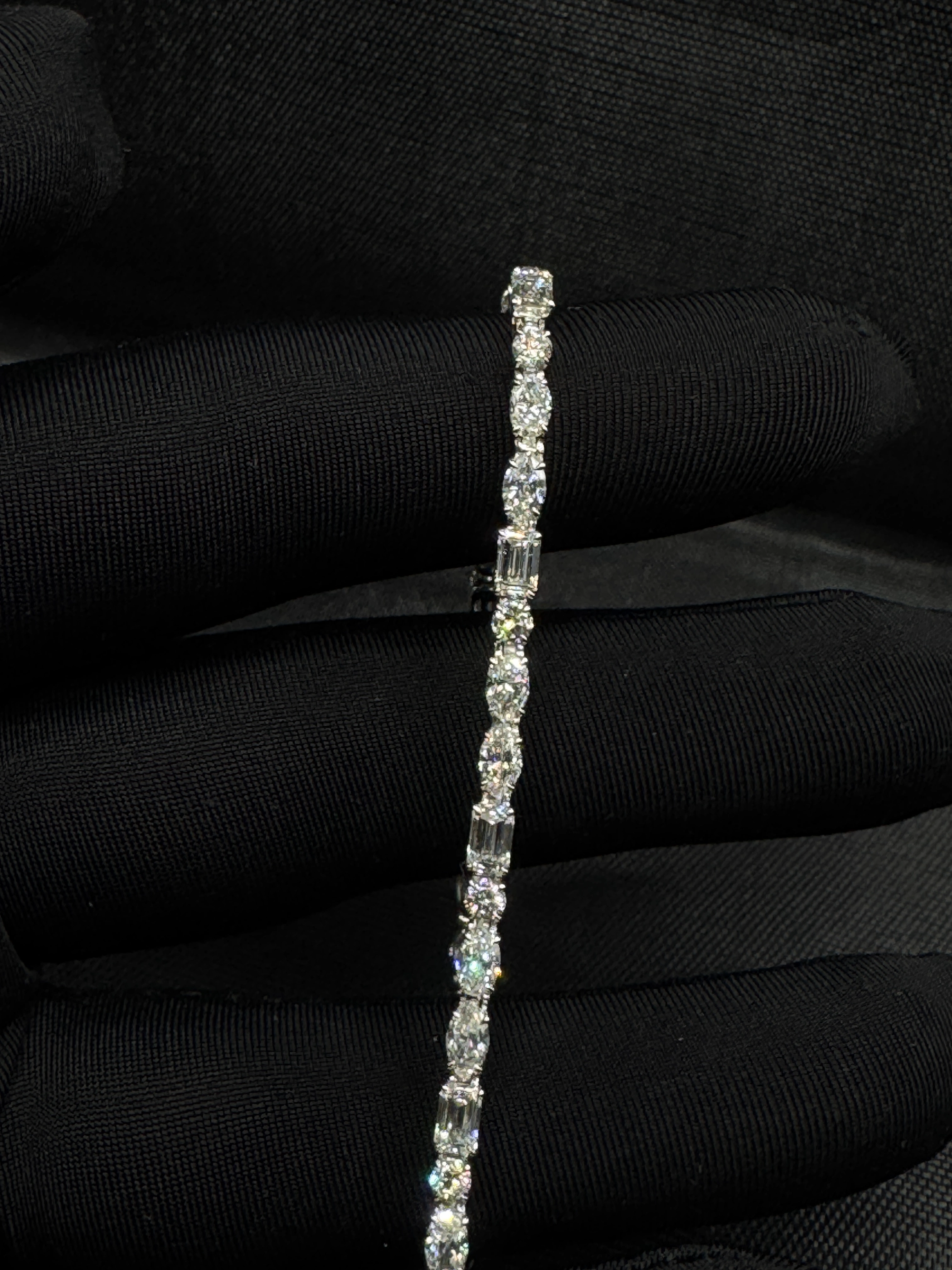 Exquisite 4.93 CT Multi-Shape Lab Grown Diamond Bracelet in PT950 Platinum for Women view 6