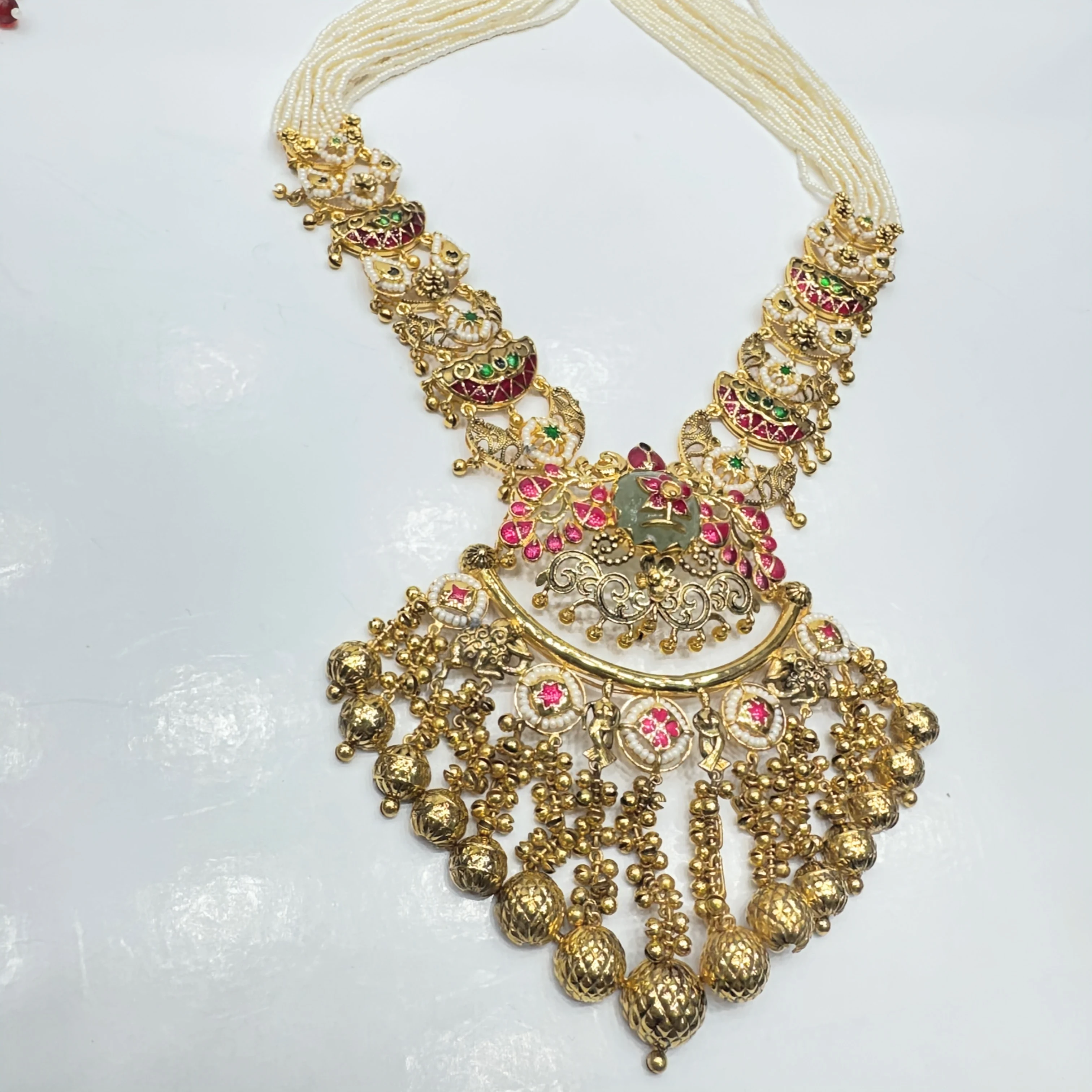 Fancy Cut Heritage Bridal Necklace & Earrings Set view 7
