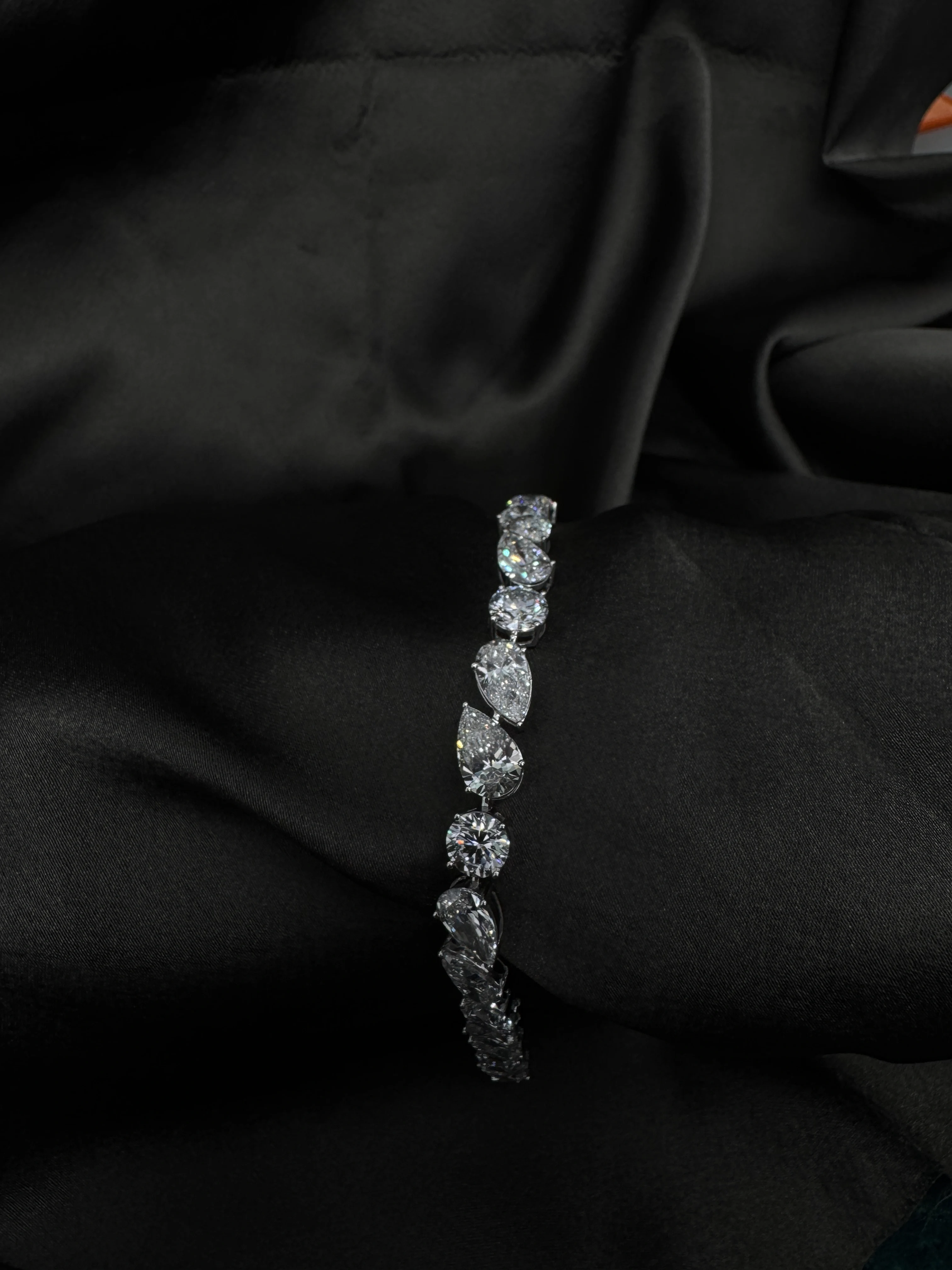 IGI Certified Pear & Round Lab Grown Diamond Tennis Bracelet view 7