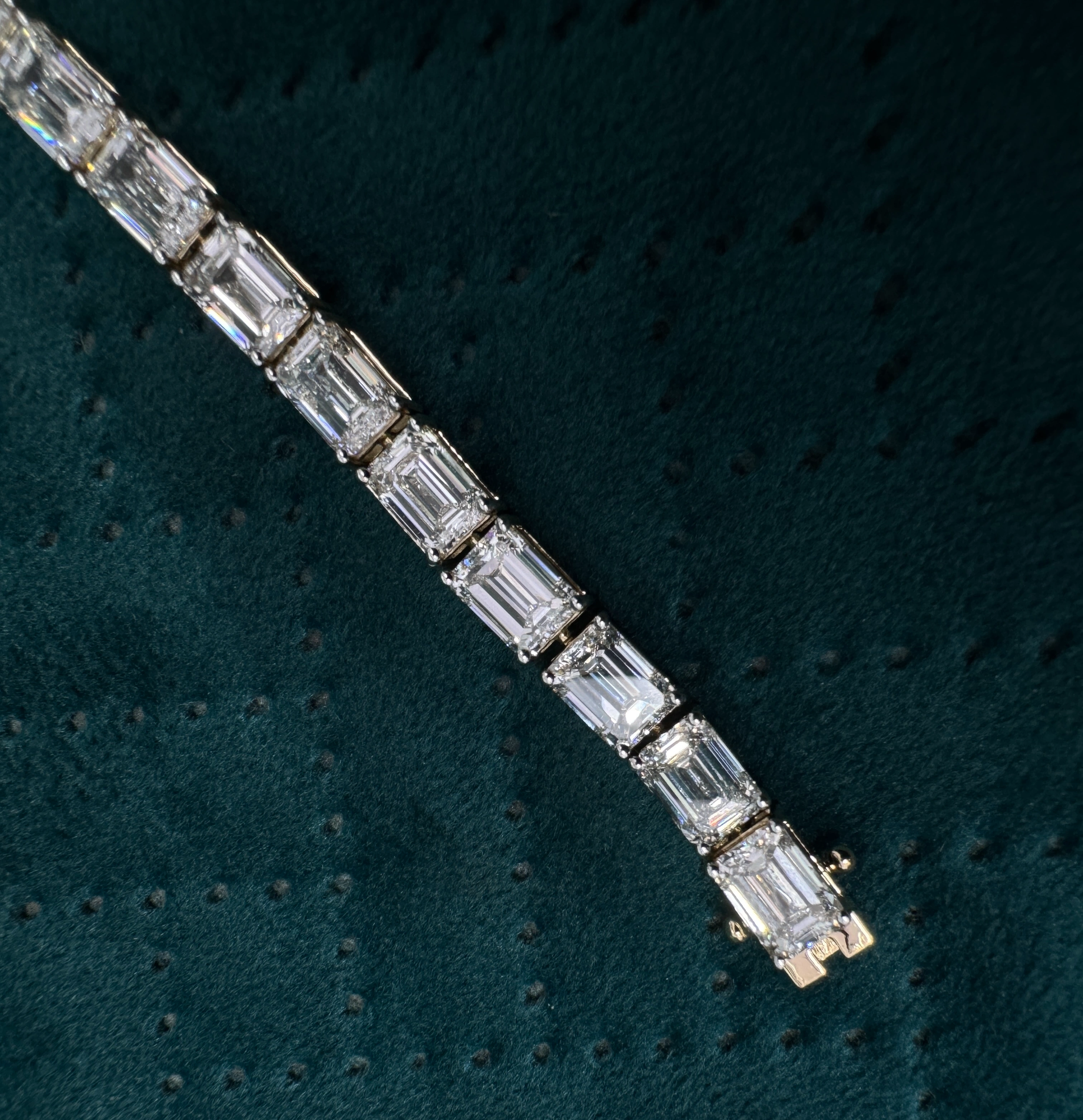 Luxury 22.33 CT Emerald Cut Diamond Bracelet in 14K Yellow Gold for Women view 3