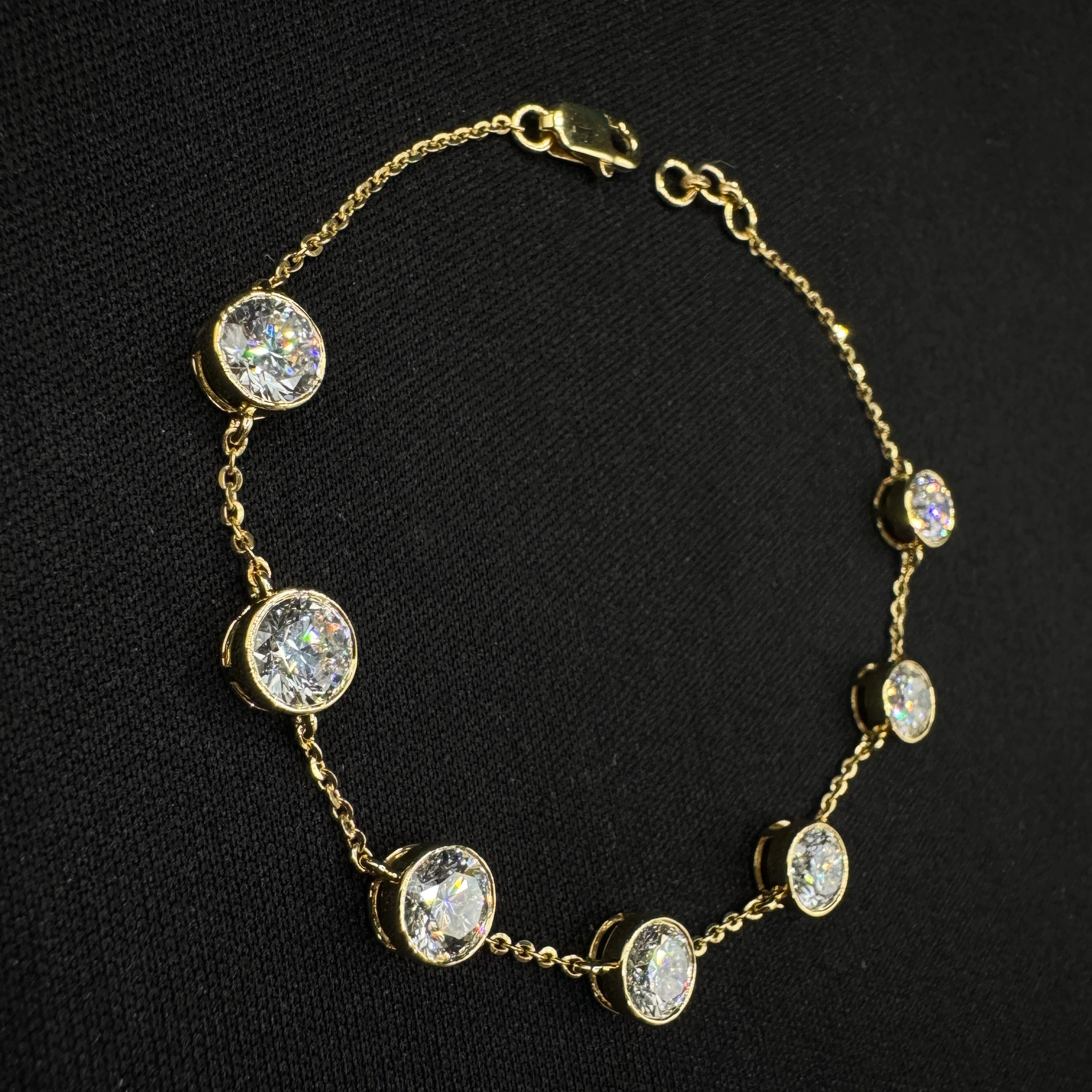 Luxury 5.37 CT Round Diamond Bracelet in 14K Yellow Gold for Women view 5