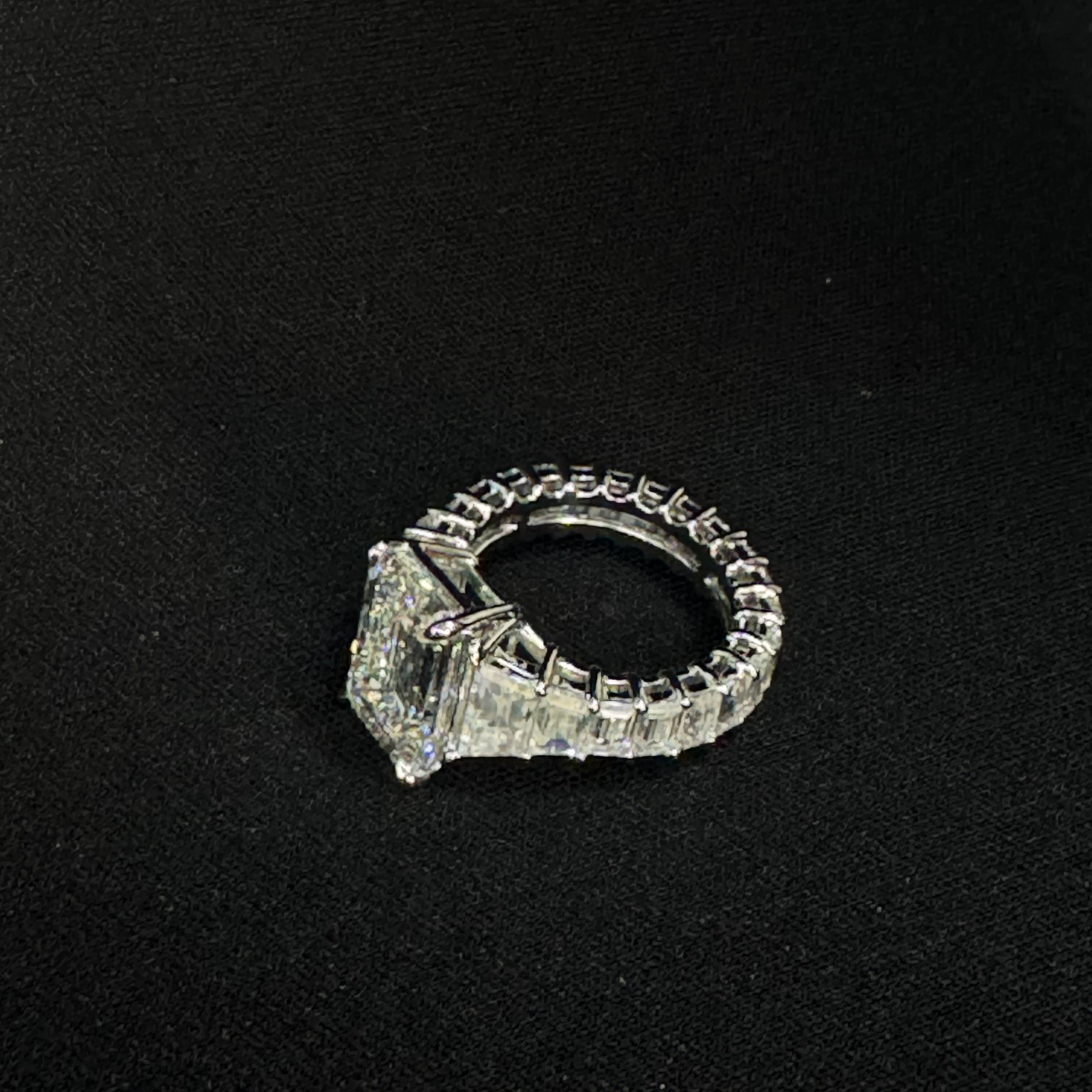 PT950 Platinum 11.72 CT Emerald Cut Diamond Engagement Ring | 6.5 CT Solitaire with Tapered Side Diamonds | IGI Certified view 4