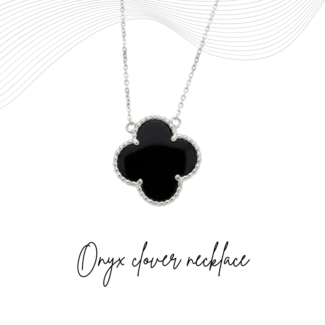 PT950 Platinum Black Onyx Clover Pendant
