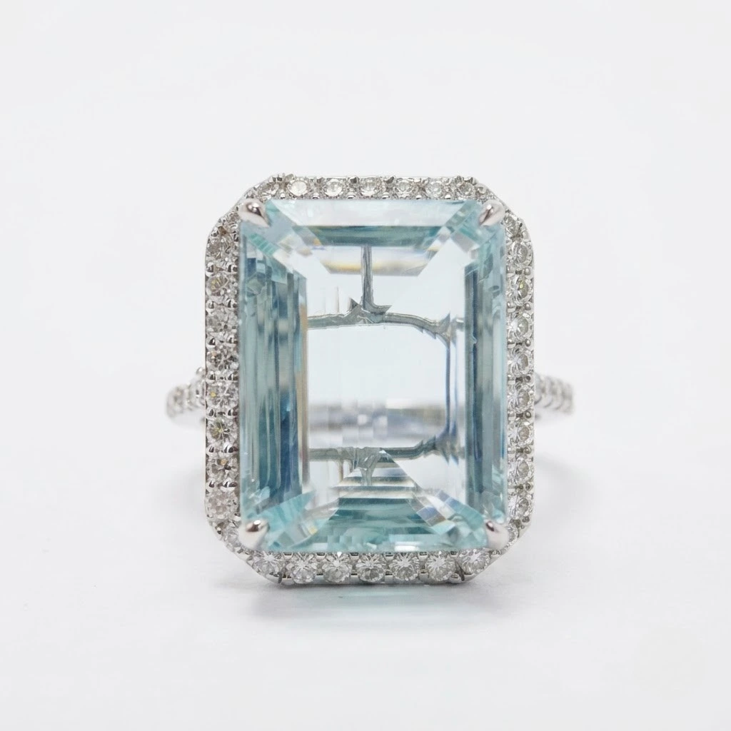 PT950 Platinum Emerald Cut Diamond Ring with Round Side Stones view 3