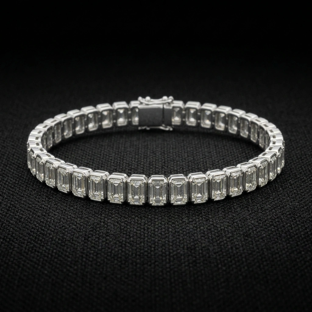 PT950 Platinum Emerald Cut Diamond Tennis Bracelet | 9.25 CT Diamond Bracelet view 4