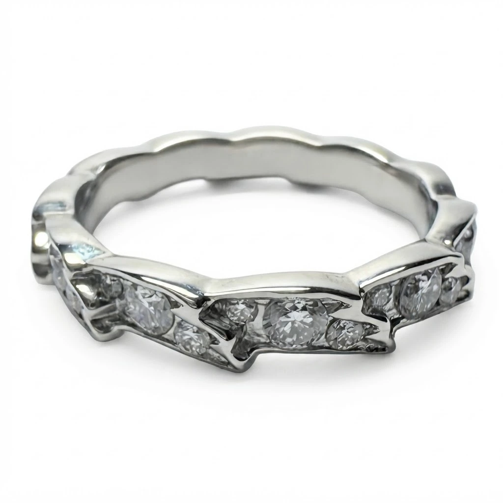 PT950 Platinum Round Diamond Ring | Fine Jewelry