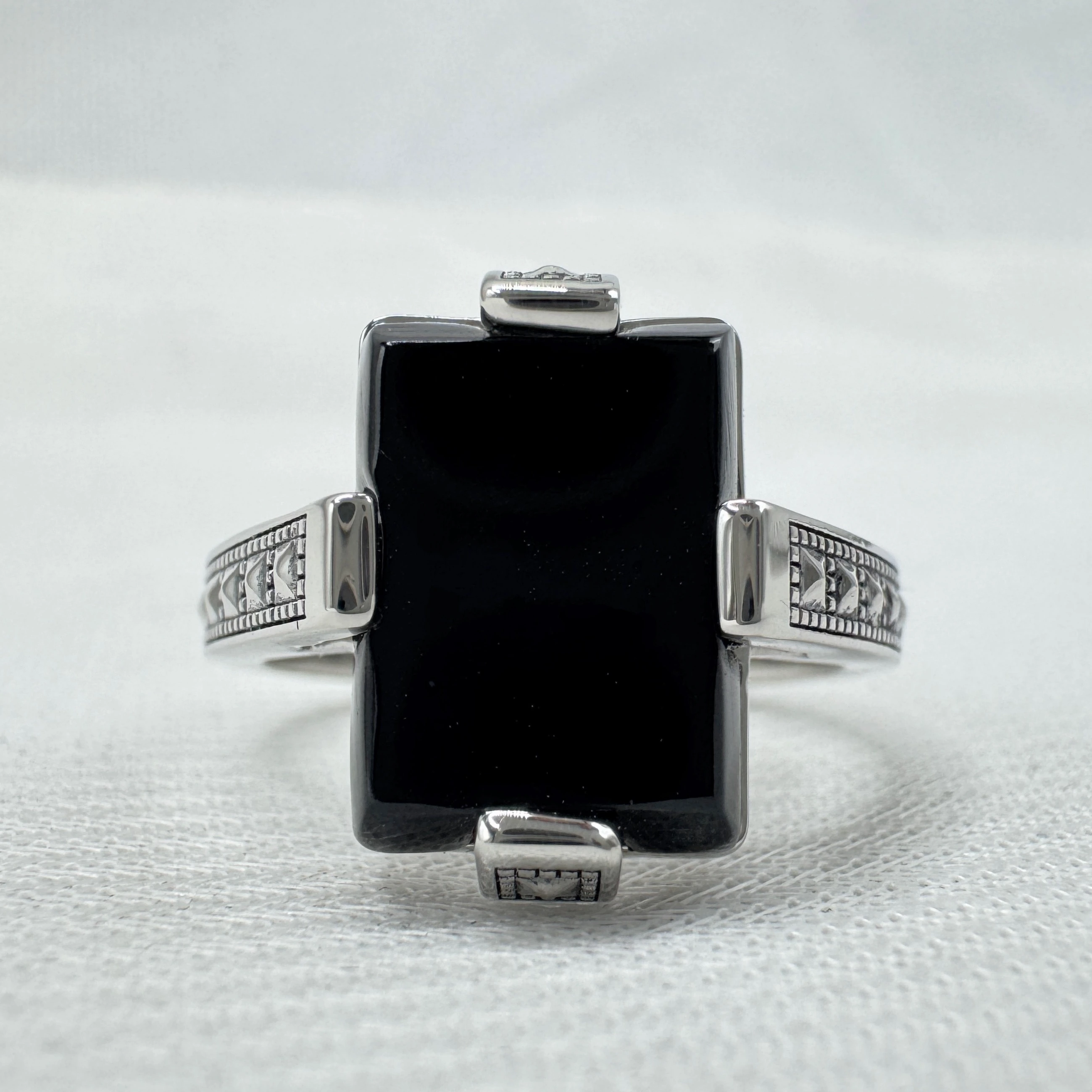 Rectangular Black Onyx Ring | PT950 Platinum view 3