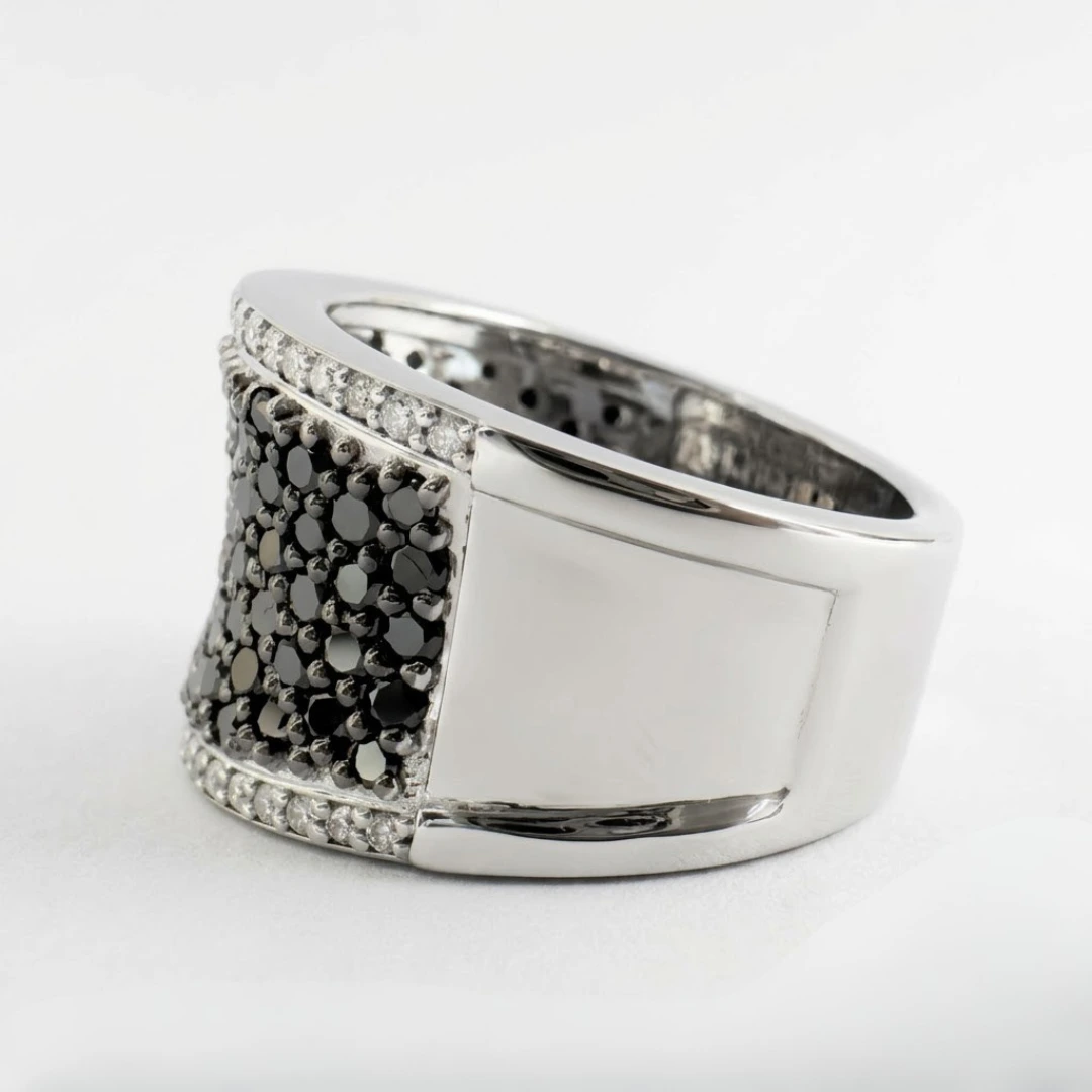 Round Black Lab Grown Diamond Band Ring | PT950 Platinum | IGI Certified view 3