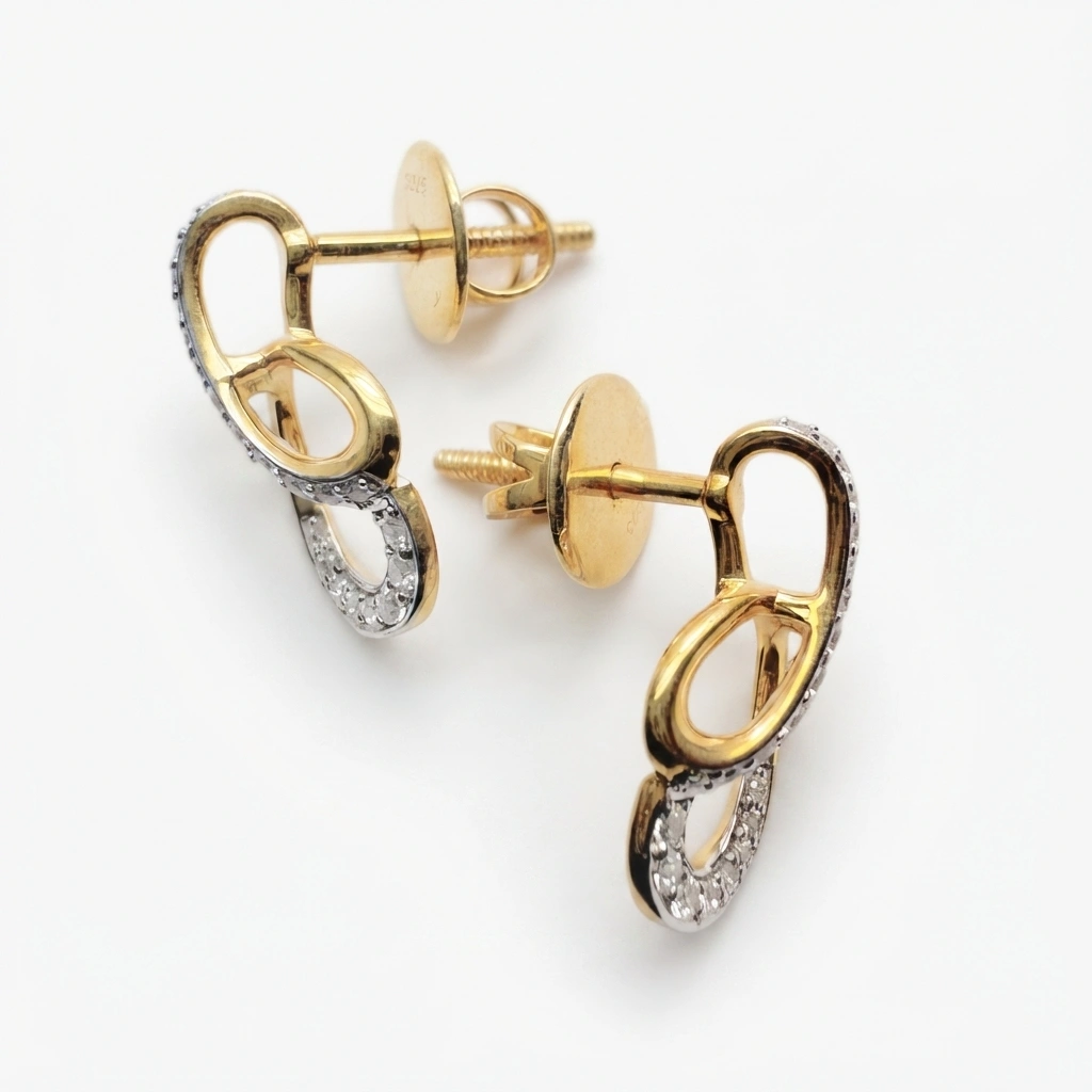 Round Diamond Earrings in Yellow Gold | Lab Grown & Natural view 5