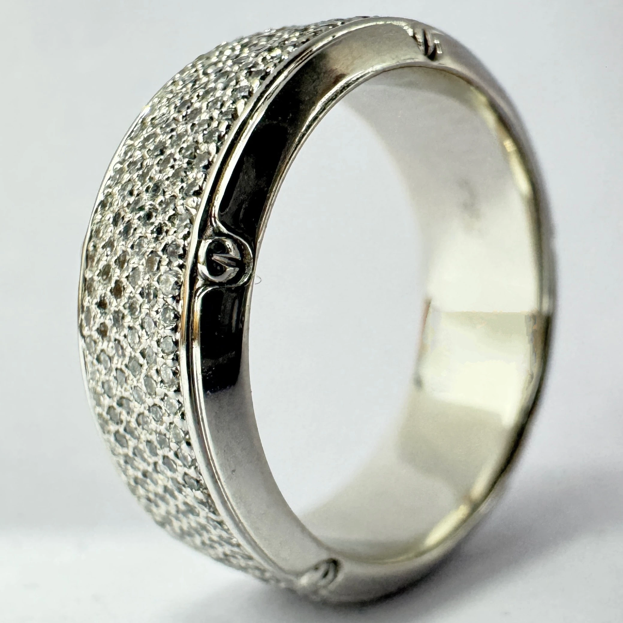 Round Lab Grown Diamond Band Ring | PT950 Platinum | IGI Certified view 6
